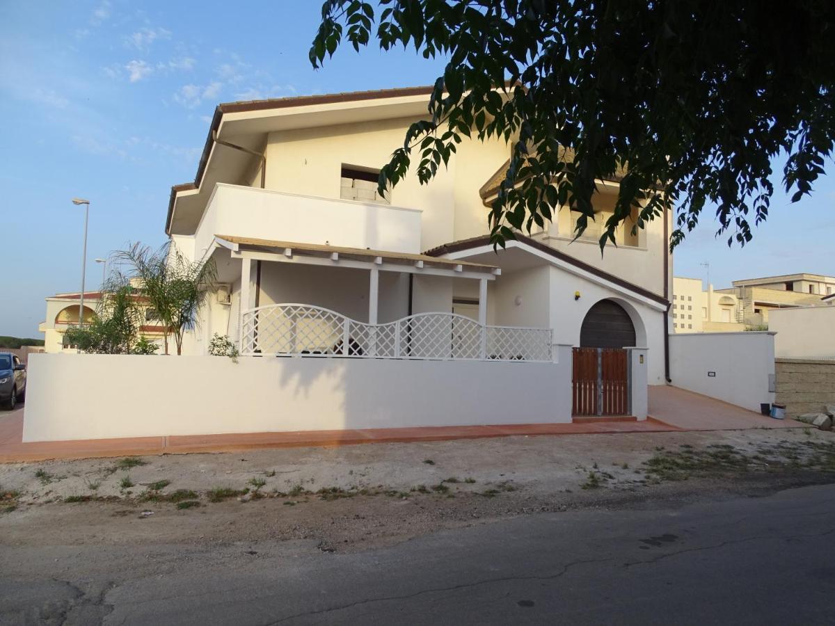 Linda Casa Vacanze Felline Exterior photo