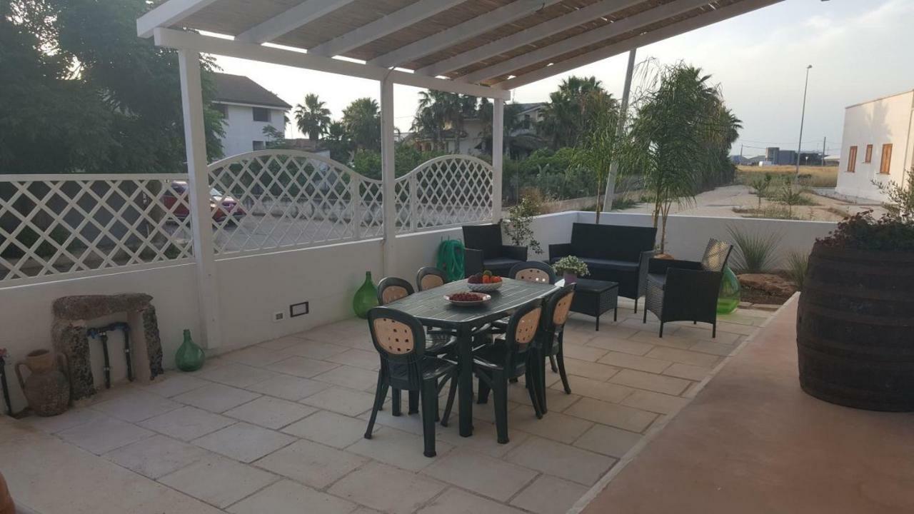 Linda Casa Vacanze Felline Exterior photo